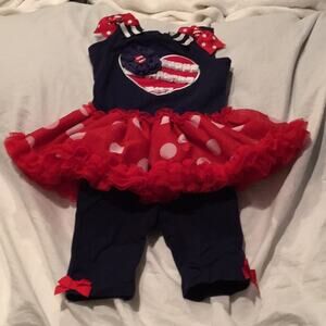 Red white and adorable patriotic outfit worn once